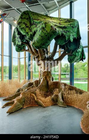 FRANCE. NORD (59). LAMBERSART. ELDORADO', 5TH THEMATIC EDITION OF LILLE3000. 'JUNGLE AND FEELINGS'. 'CEIBA', INSTALLATION OF JULIEN SALAUD (COLLECTIV Stock Photo