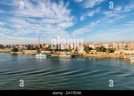 El Qantara, Egypt - November 5, 2017: View of the city El Qantara (Al Qantarah) on the shore of the Suez Canal located in the Egyptian governorate of Stock Photo