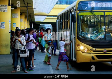 salvador, bahia / brazil - january 12, 2015: Passengers are seen next to buses at Lapa Station in Salvador. *** Local Caption ***  . Stock Photo