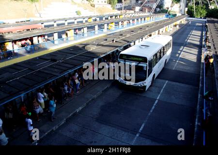 salvador, bahia / brazil - january 12, 2015: Passengers are seen next to buses at Lapa Station in Salvador. *** Local Caption ***  . Stock Photo