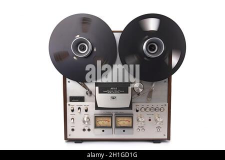 Akai GX-630D Reel to reel tape recorder