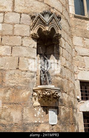 Basilica of St-Sauveur at Pilgrimage town of Rocamadour, Episcopal city and sanctuary of the Blessed Virgin Mary, Lot, Midi-Pyrenees, France Stock Photo