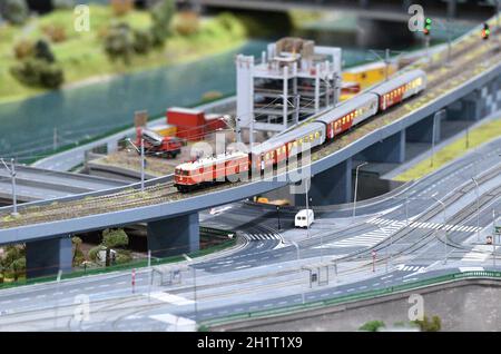 'Königreich der Eisenbahnen' im Wiener Prater, das größte Kleinmodell Österreichs zeigt ganz Wien im Miniaturformat - 'Kingdom of the Railways' in the Stock Photo