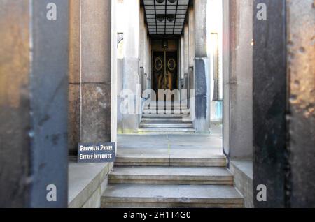 Das Palais Stoclet in Brüssel, vom Wiener Jugendstil-Künstler Josef Hoffmann geplant - The Stoclet Palace in Brussels, designed by the Viennese Art No Stock Photo