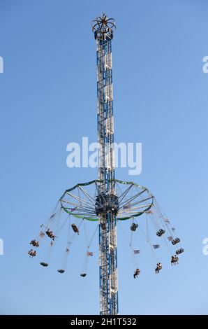 Karussell im Olympiapark München in der Reihe 'Sommer in der Stadt' anstatt des abgesagten Oktoberfestes - Carousel in the Munich Olympic Park in the Stock Photo