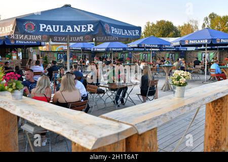 Biergarten im Olympiapark München in der Reihe 'Sommer in der Stadt' anstatt des abgesagten Oktoberfestes - Beer garden in the Olympiapark Munich in t Stock Photo