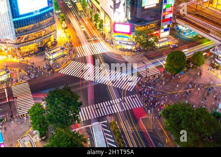 Shibuya Crossing from top view at twilight in Tokyo, Japan Stock Photo