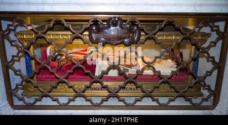 The body of Innocent XI in its former location at St Sebastian Chapel in St Peter's Basilica.Vatican.Italy Stock Photo