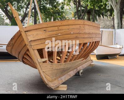 Boat hull, skeleton of a wooden boat, wooden structure composed by Keel and frames of a half-built boat Stock Photo