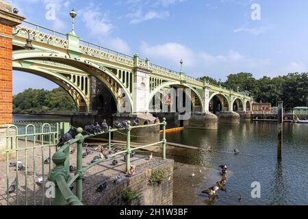 Richmond Lock and Footbridge spanning the River Thames at Richmond in Greater London. Stock Photo