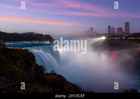 Niagara falls in New York State  USA at night Stock Photo