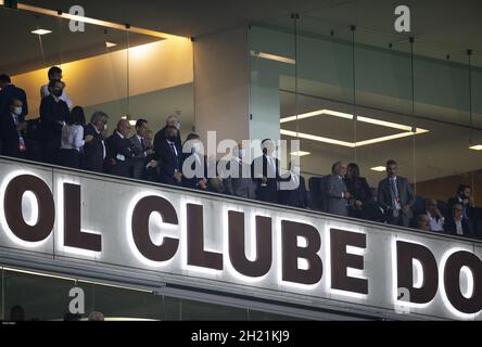Porto, 10/19/2021 - FC Porto hosted AC Milan tonight, at EstÃdio do Dragão, for Group B of the Champions League. Presidential tribune, Pinto da Costa, Rui Moreira, Fernando Gomes, Pedro Proença, Vitor Baia (Pedro Correia/Global Images/Sipa USA).
