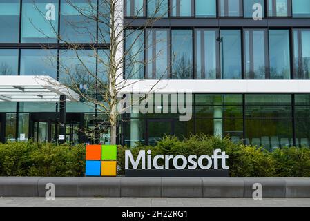 Microsoft Germany Headquarters, Walter-Gropius-Strasse, Schwabing, Munich, Bavaria, Germany Stock Photo