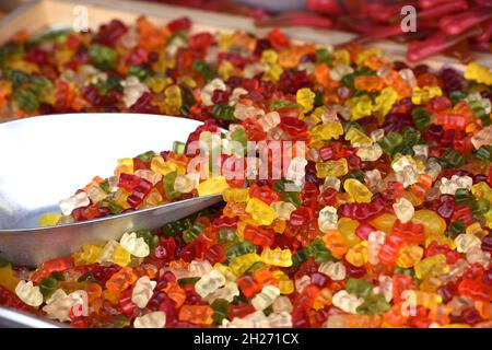 Eine Menge Fruchtgummi-Bären - Lots of jelly bears Stock Photo