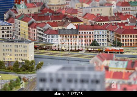 'Königreich der Eisenbahnen' im Wiener Prater, das größte Kleinmodell Österreichs zeigt ganz Wien im Miniaturformat - 'Kingdom of the Railways' in the Stock Photo