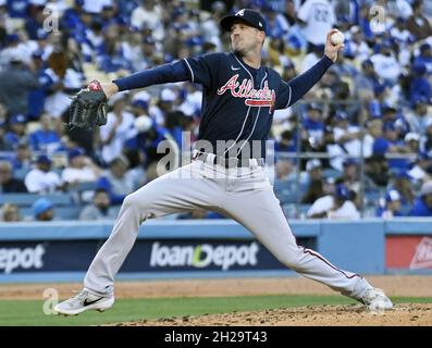 Atlanta Braves pitcher Jesse Chavez works against the New York Mets in the  first inning of a baseball game Saturday, Oct. 2, 2021, in Atlanta. (AP  Photo/Ben Margot Stock Photo - Alamy