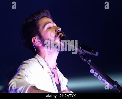 MIAMI BEACH - FL, OCT 20: Camilo performs in stage during “Mis Manos Tour on October 20, 2021 in Miami Beach, Florida. (Photo by Alberto E. Tamargo/Sipa USA) Stock Photo