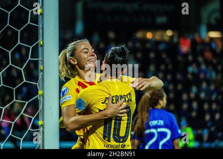Koege, Denmark. 14th, October 2021. Fridolina Rolfoe (16) of FC Barcelona scores for 0-1 and celebrates with Jennifer Hermoso (10) in the UEFA Women’s Champions League match between HB Koege and FC Barcelona at Capelli Sport Stadion in Koege. (Photo credit: Gonzales Photo - Robert Hendel). Stock Photo