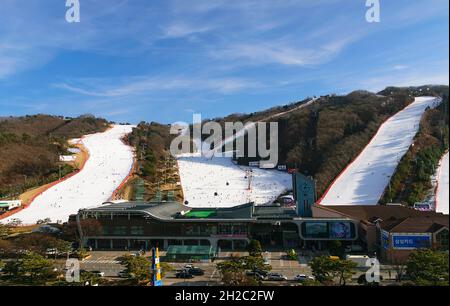 Gangwon-do,Korea-January 4,2016: Daemyung Vivaldi Park ski resorts, attractions, famous and popular in Korea. Stock Photo