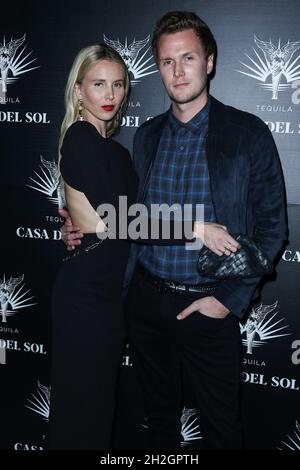 Los Angeles, United States. 21st Oct, 2021. LOS ANGELES, CALIFORNIA, USA - OCTOBER 21: Socialite Tessa June Grafin von Walderdorff Hilton and husband Barron Hilton II arrive at Brian Bowen Smith's Drivebys Book Launch And Gallery Viewing Presented By Casa Del Sol Tequila held at 8175 Melrose Ave on October 21, 2021 in Los Angeles, California, United States. (Photo by Xavier Collin/Image Press Agency/Sipa USA) Credit: Sipa USA/Alamy Live News Stock Photo