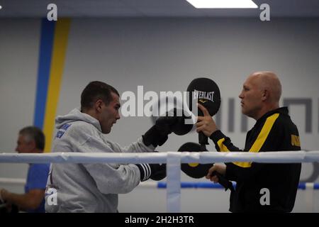 Non Exclusive: KYIV, UKRAINE - OCTOBER 20, 2021 - The open training session of Team Ukraine takes place at the Koncha-Zaspa Olympic Training and Sport Stock Photo