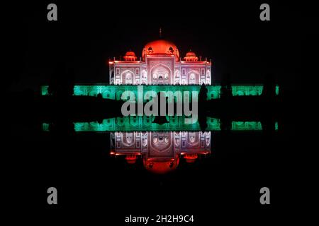 Delhi, India, October 21, 2021. Indian national flag's tri colour casted on Humayu's Tomb as India celebrates the milestone of administering 1 billion doses of COVID-19 vaccines in New Delhi, India on October 21, 2021. Photo by Anshuman Akash/ABACAPRESS.COM Stock Photo