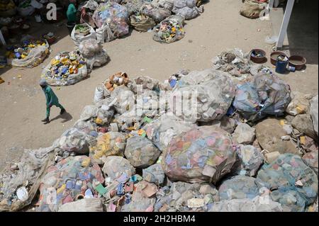 Senegal, Thies, plastic recycling company Proplast industries / Plastik Recycling Unternehmen ProPlast Industrie Stock Photo