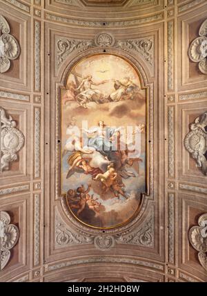 ROME, ITALY - AUGUST 31, 2021: The ceiling fresco of Assumptin in the church Santa Maria della Concezione dei Cappuccini by Liborio Coccetti (1796). Stock Photo