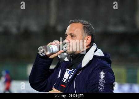 Italy, 21/10/2021, Pagani, Italy. 21st Oct, 2021. Fabio Gallo, Potenza coach during the Italian Football Championship Serie C Girone C Lega Pro, tenth day of the first round Paganese vs Potenza. Paganese wins 2 - 0. (Photo by Pasquale Senatore/Pacific Press) Credit: Pacific Press Media Production Corp./Alamy Live News Stock Photo