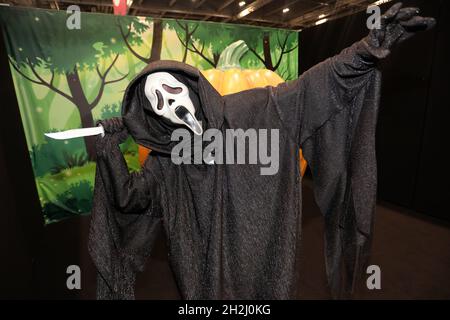 London, UK. 22nd Oct, 2021. Participant dressed up at MCM London Comic Con at Excel in London Credit: Paul Brown/Alamy Live News Stock Photo