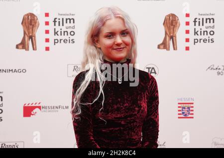 Hessen, Germany. 22nd Oct, 2021. 22 October 2021, Hessen, Offenbach/Main: Actress Brenda Lien stands in the foyer before the award ceremony of the Hessian Film and Cinema Award 2021. Due to the Corona pandemic, the award ceremony will take place on a smaller scale with around 350 invited guests at the Capitol in Offenbach. Photo: Frank Rumpenhorst/dpa Credit: dpa picture alliance/Alamy Live News Stock Photo