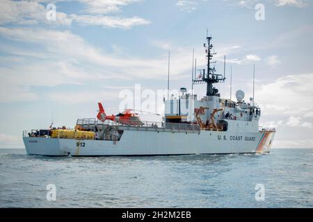 USCGC Legare (WMEC 912) as seen underway for Eastern Pacific patrol in late 2021. The Legare crew patrolled over 12,650 nautical miles through the heart of the Eastern Pacific Ocean in support of Campaign Martillo working in conjunction with Customs and Border Protection, the Drug Enforcement Administration, and other partnering nations. (U.S. Coast Guard photo by Petty Officer 3rd Class Trevor Hammack) Stock Photo