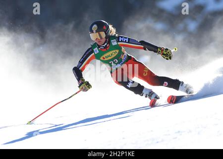 Solden, Austria. 23rd Oct, 2021. Alpine Ski World Cup 2021-2022: 1st Women Giant Slalom opening race as part of the Alpine Ski World Cup in Solden on October 23, 2021; Valerie Grenier (CAN) (Photo by Pierre Teyssot/ESPA-Images) Credit: European Sports Photo Agency/Alamy Live News