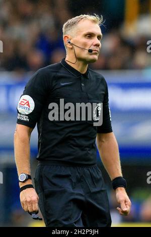 Liverpool, UK. 23rd Oct, 2021. Referee Graham Scott during the Premier League match between Everton and Watford at Goodison Park on October 23rd 2021 in Liverpool, England. (Photo by Tony Taylor/phcimages.com) Credit: PHC Images/Alamy Live News Stock Photo
