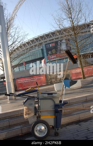 Portsmouth 1 West Bromwich Albion 0, 05/04/2008. Wembley Stadium, FA Cup Semi Final. Photo by Simon Gill. Stock Photo