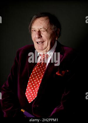 Barry Humphries Stock Photo