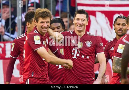 Sofascore Brazil on X: #Bundesliga 🇩🇪 Thomas Müller foi o Destaque  Sofascore de Bayern de Munique 4-2 Borussia Dortmund! ⏰ 69 mins jogados ⚽️  2 gols 👟 3 chutes (2 no gol)