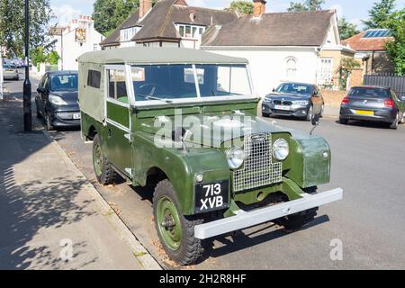 Jaguar Land Rover four-wheel drive car (Series IIA),  Ham Street, Ham, London Borough of Richmond upon Thames, Greater London, England, United Kingdom Stock Photo