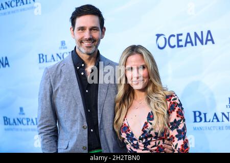 Laguna Beach, United States. 23rd Oct, 2021. LAGUNA BEACH, ORANGE COUNTY, CALIFORNIA, USA - OCTOBER 23: Actor David Clayton Rogers and wife/actress Sally Pressman arrive at the 14th Annual Oceana SeaChange Summer Party held at a Private Residence on October 23, 2021 in Laguna Beach, Orange County, California, United States. (Photo by Xavier Collin/Image Press Agency/Sipa USA) Credit: Sipa USA/Alamy Live News Stock Photo