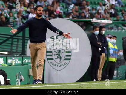 X during Liga Portugal Betclic 23/24 game between SC Farense and Sporting  CP at Estadio de Sao Luis, Faro. (Maciej Rogowski Stock Photo - Alamy