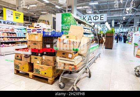 Moscow, Russia - October 10, 2021: Interior of the Perekrestok chain superstore Stock Photo