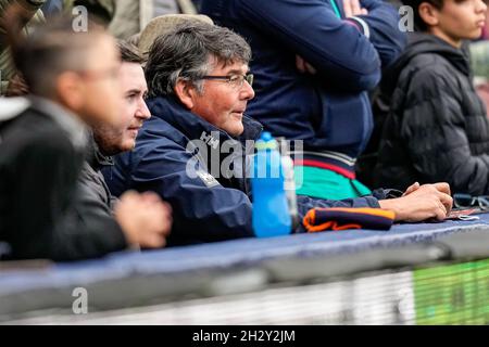Luton, UK. 25th June, 2021. Luton Town supporters during the Sky Bet Championship match between Luton Town and Hull City at Kenilworth Road, Luton, England on 23 October 2021. Photo by David Horn. Credit: PRiME Media Images/Alamy Live News Stock Photo