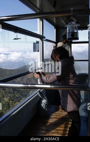 Ryuoo Ropeway Nagano, Japan, 2021-22-10 , The sora terrace ropeway, A ropeway ride up ...