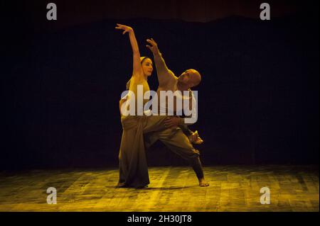 Akram Khan and Tamara Rojo rehearse  Dust as part of Lest We Forget at the Barbican - London Stock Photo