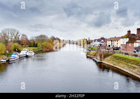The River Severn at Upton upon Severn in the Malvern Hills District of Worcestershire, England, UK Stock Photo