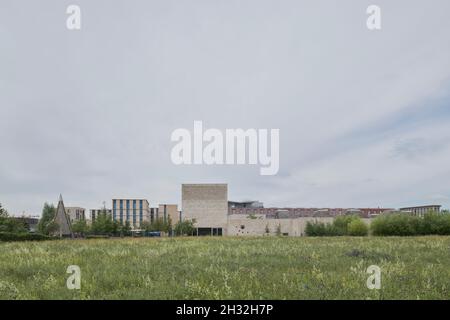 Exterior of Storey's Field Community Centre in Eddington, Cambridge. Designed by McInnes Usher McKnight Architects, 2018 Stock Photo