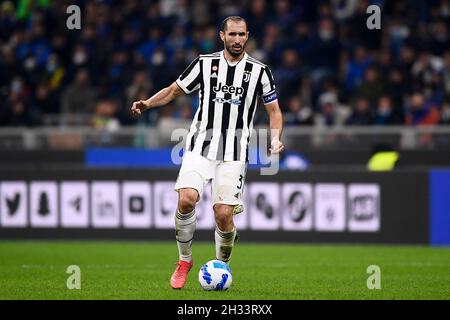 Milan, Italy. 24 October 2021. Giorgio Chiellini of Juventus FC in action during the Serie A football match between FC Internazionale and Juventus FC. Credit: Nicolò Campo/Alamy Live News Stock Photo