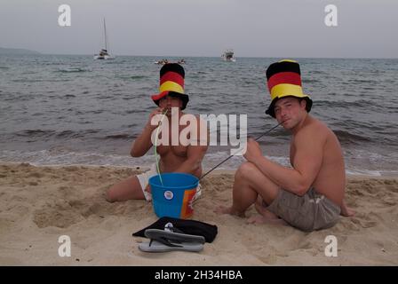 Balearen, Mallorca, s'Arenal, Megaparc, Fußballweltmeisterschaft 2006, Deutschland - Equador, Fußballfans, Majorca, football World Cup Stock Photo