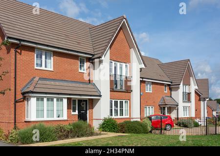 Bellway Amen Corner housing development, Gold Place, Binfield, Berkshire, England, United Kingdom Stock Photo