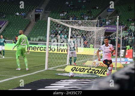 Luiz Otavio of Bahia Celebrates his goal (1-1) during the Brazilian  National league (Campeonato Brasileiro) football match between Palmeiras v  Bahia at Allianz Parque formerly known as Palestra Italia in Sao Paulo